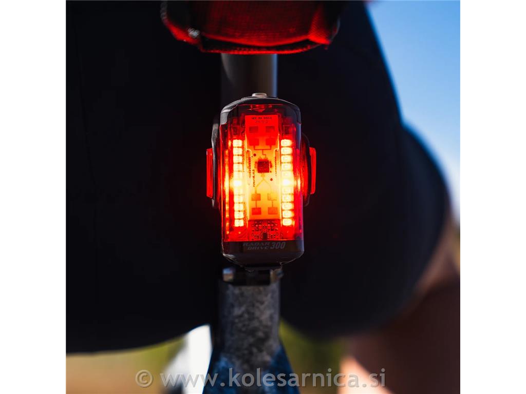 Luč LEZYNE Radar Drive
