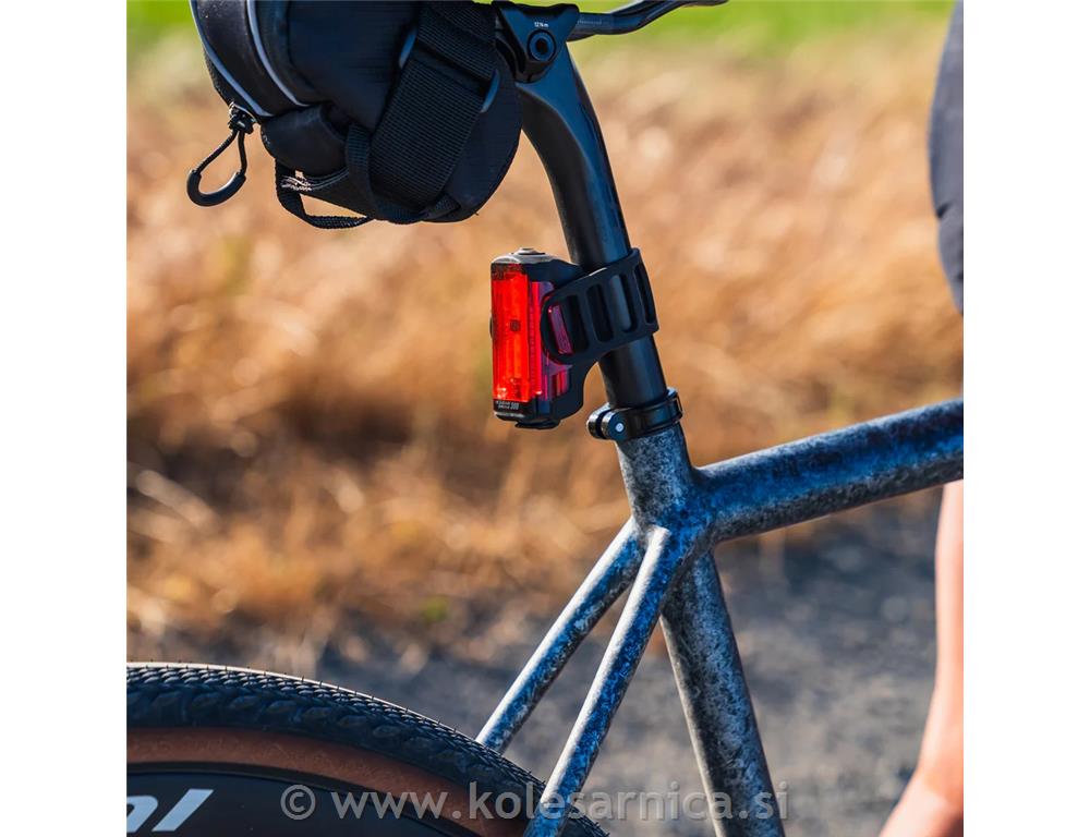 Luč LEZYNE Radar Drive